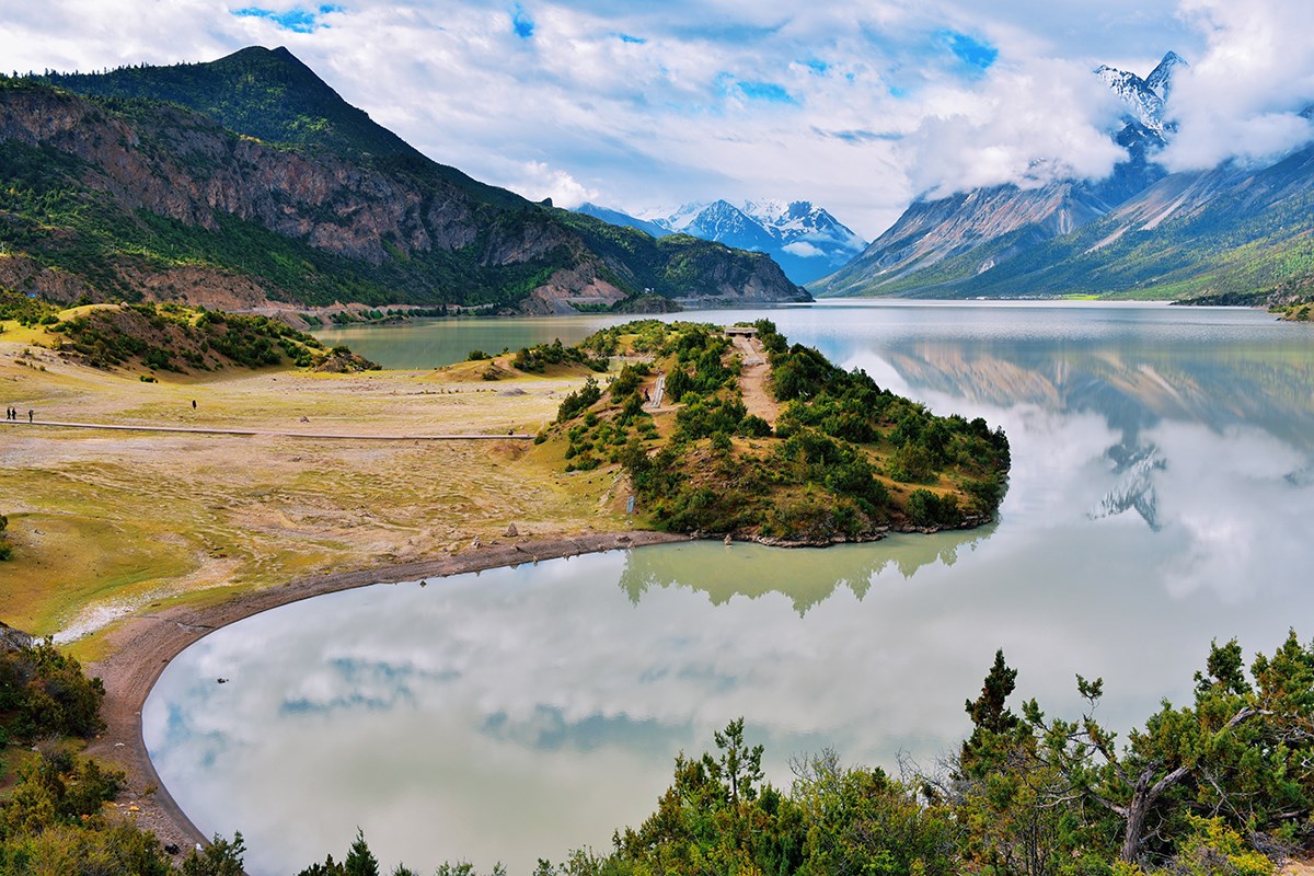 Grand Canyon of Parlung Tsangpo River