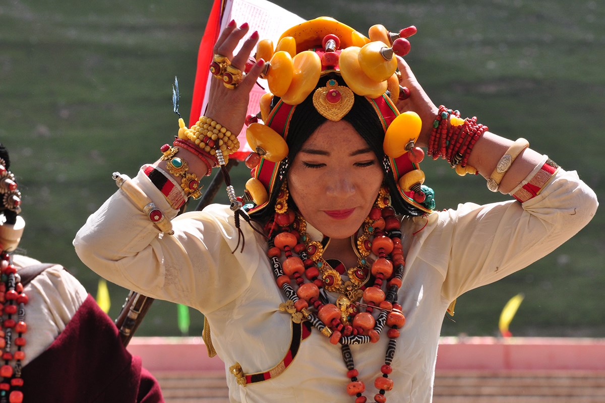 Yushu Horse Racing Festival