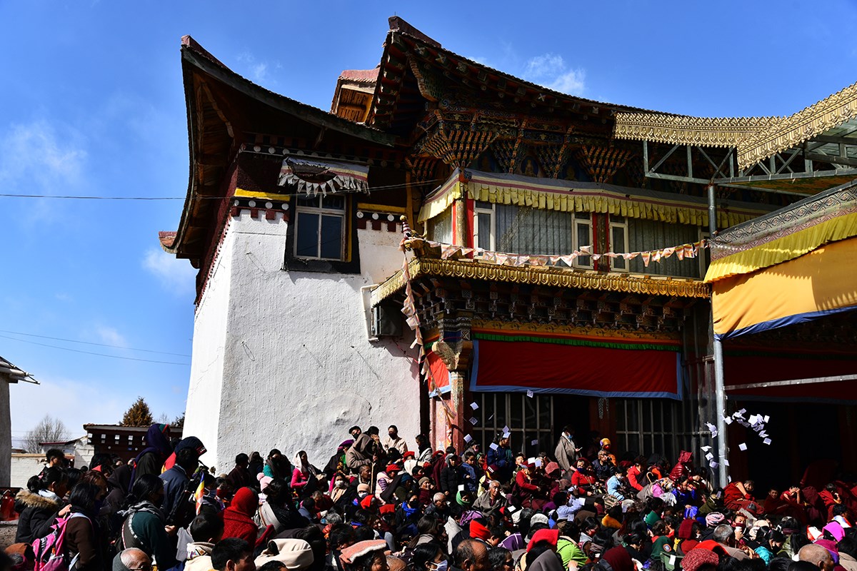 Monlam Festival (Losar, Tibetan New Year) in Aba