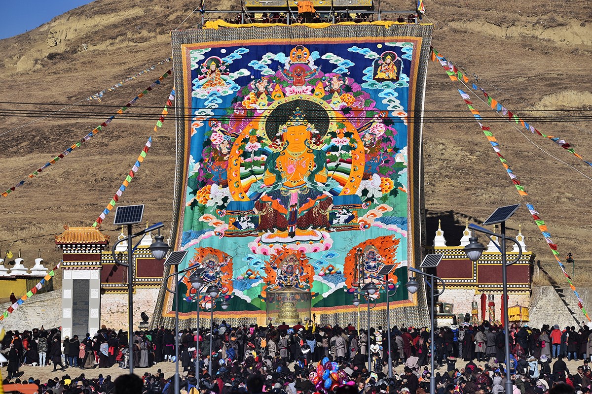 Monlam Festival (Losar, Tibetan New Year) in Aba