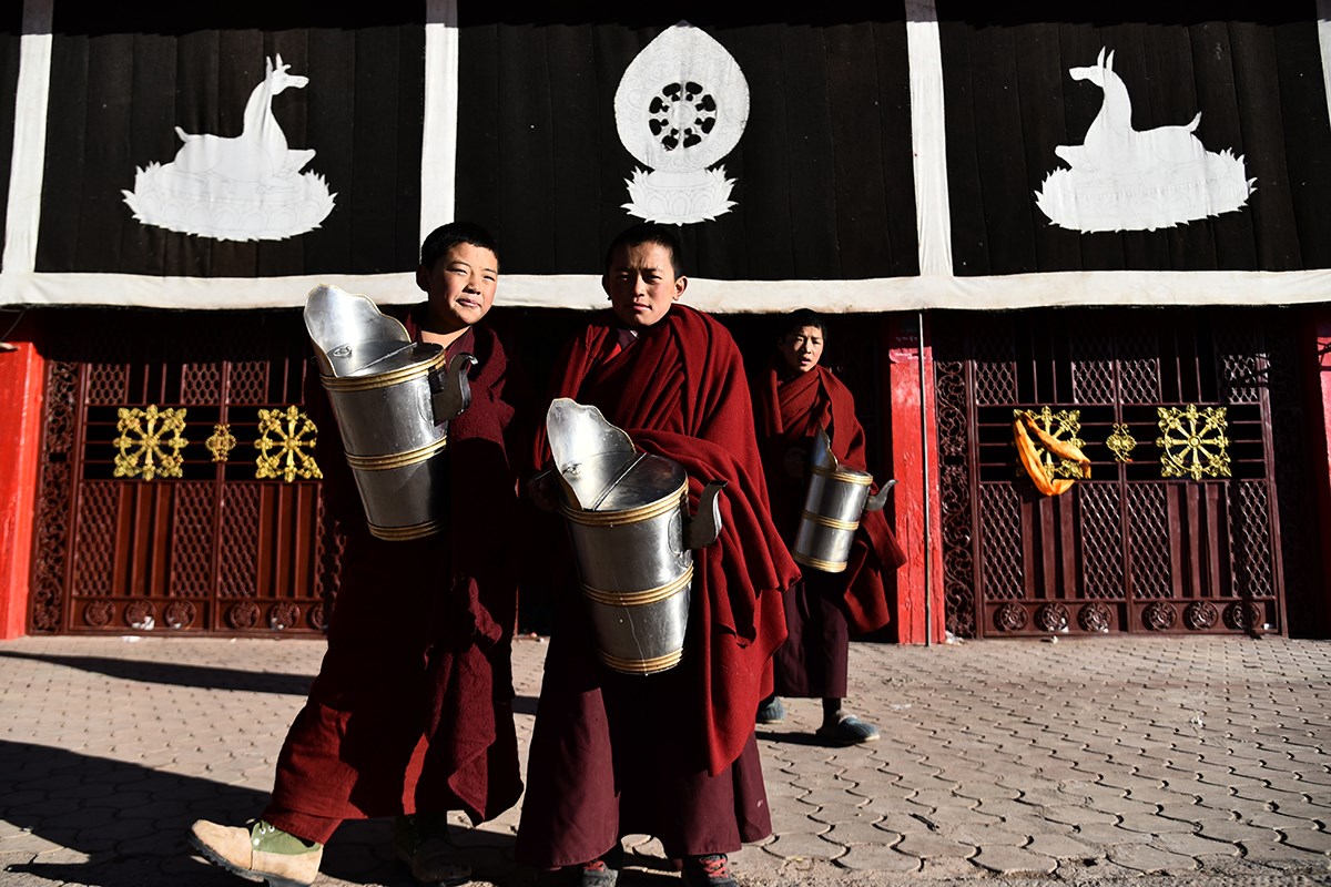 Monlam Festival (Losar, Tibetan New Year) in Aba