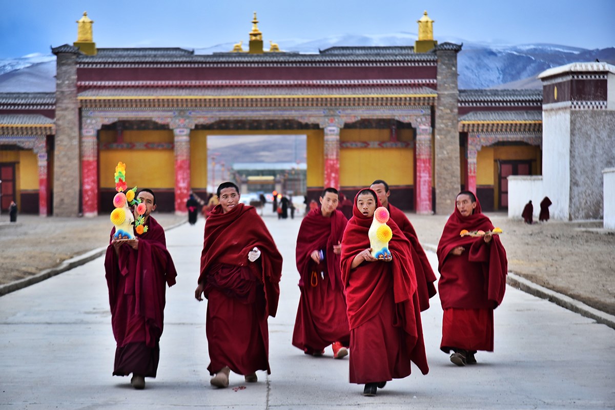 Monlam Festival (Losar, Tibetan New Year) in Aba