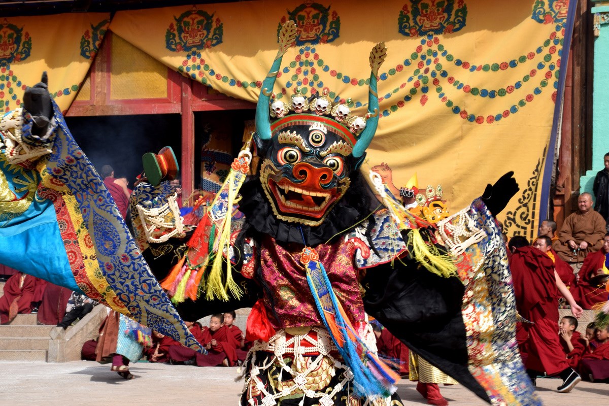 Monlam Festival (Losar, Tibetan New Year) in Tongren