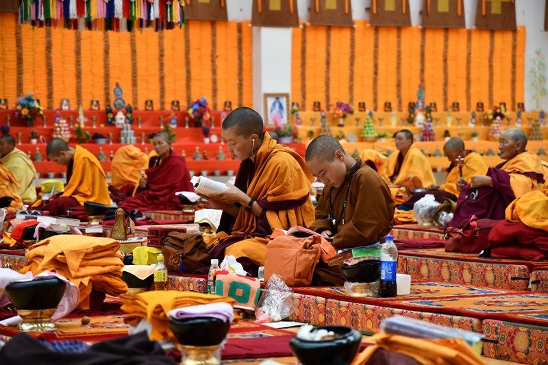 Nunnery in Tagong