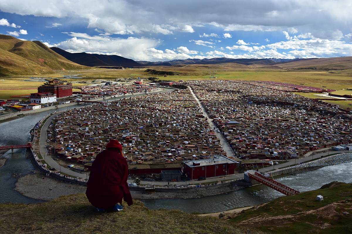 Yarchen Gar | Photo by Liu Bin