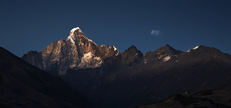 Sunset of Mt. Siguniangshan